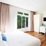 Co Xanh Hotel