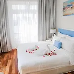 Co Xanh Hotel