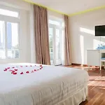Co Xanh Hotel